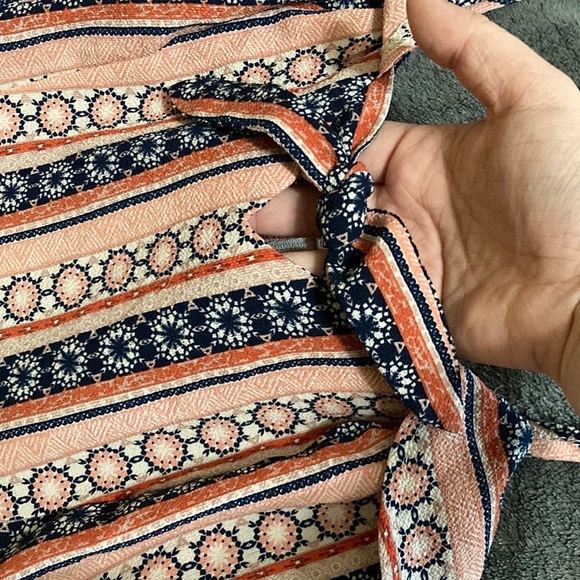 Spring/Summer Style Romper - Picture 3 of 6